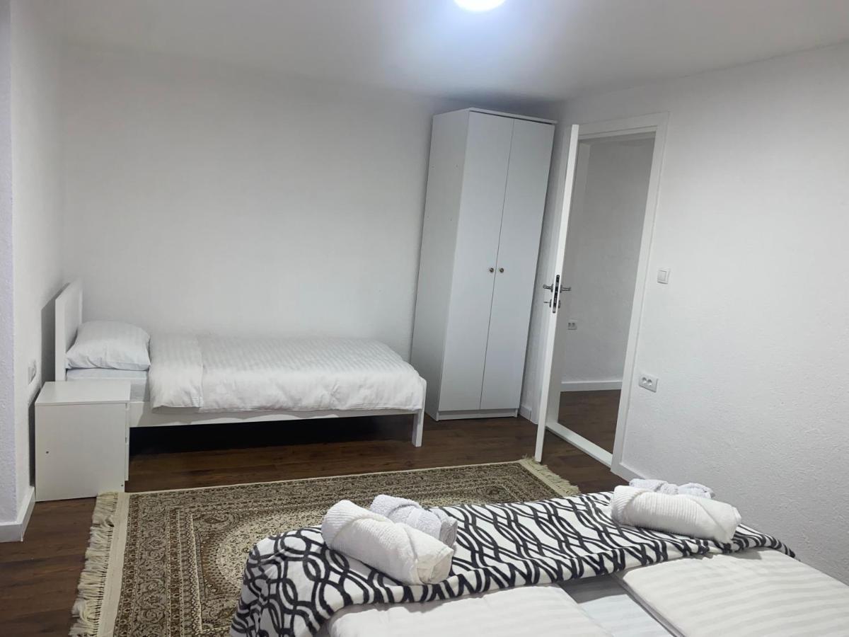 Saraapartmani Plav Extérieur photo