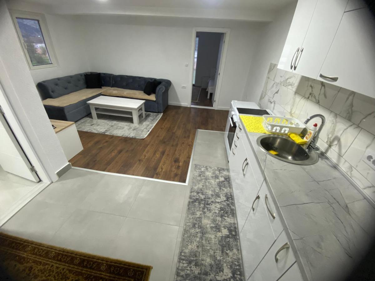 Saraapartmani Plav Extérieur photo