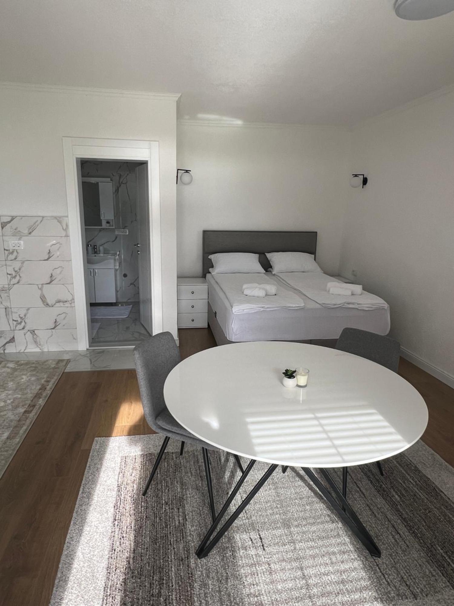 Saraapartmani Plav Extérieur photo